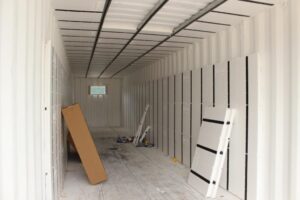 Container Stud Drift