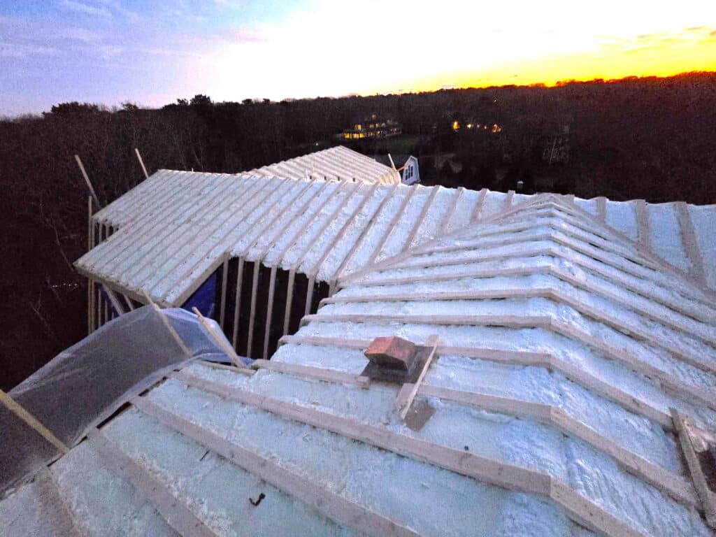 X-Bracket System for Roof Insulation