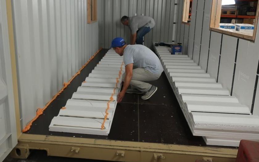 shipping-container-inside-dimensions-1.jpg